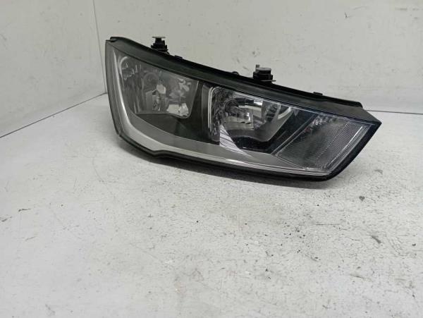 PHARE DROIT AUDI A1 12/2014-2019 - Vue 1